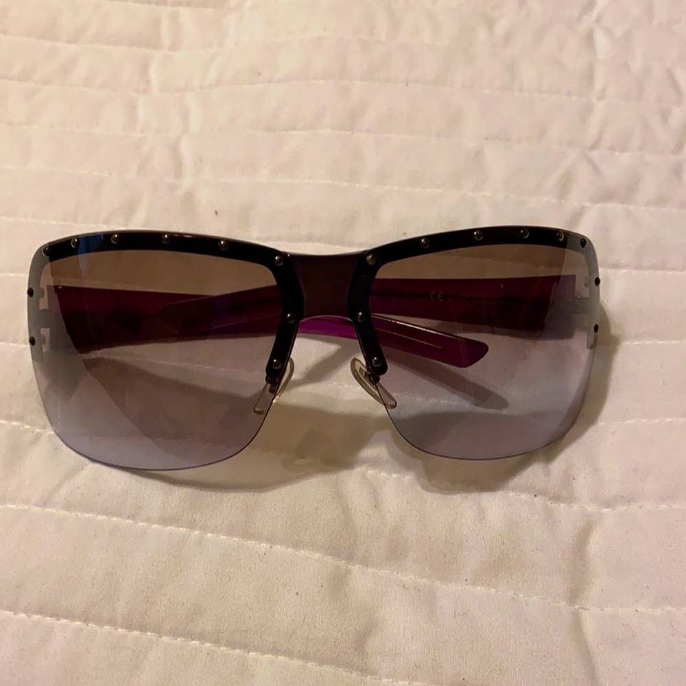 100% Authentic Gucci Sunglasses